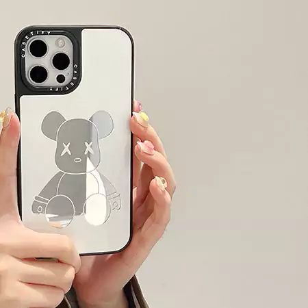  Kaws iphone 16 スマホケースアイフォン 15 カウズ カバー アクリル