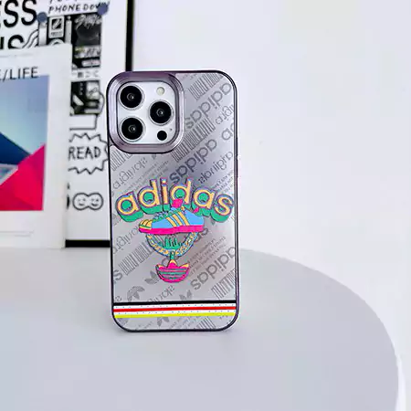 adidas風 薄型 iphone 16 携帯 ケース