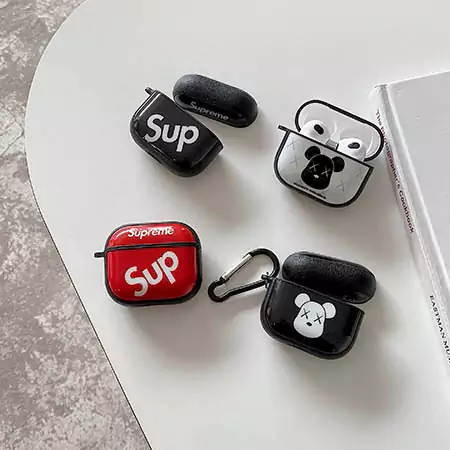 シュプリームAirpods 4ケース