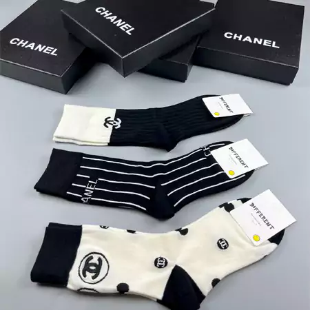 CHANEL 靴下 ソックス ブラック ホワイト 3枚入 シャネル ソックス ストッキング 女子 スポーツ 綿 抗菌通気 ミドルソックス 春夏秋冬 シャネル カジュアルソックス おしゃれ レデイース