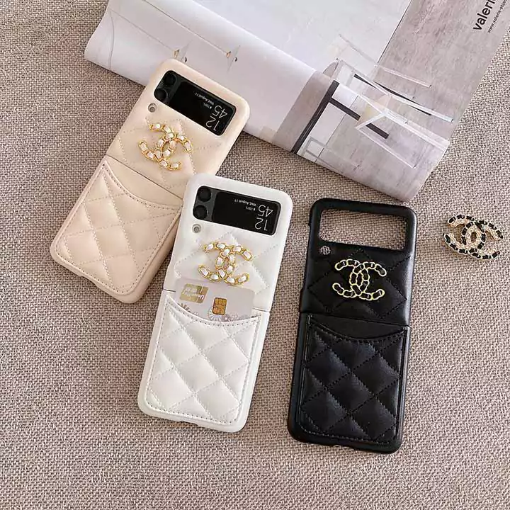 シャネル iphone 16 15 ケース Chanel iphone 16 15 ケース