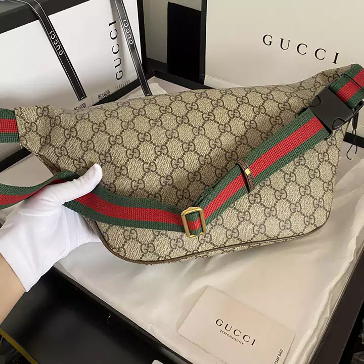 ハイブランド グッチ おしゃれ 流行り 女性 gucci 風 個性的 