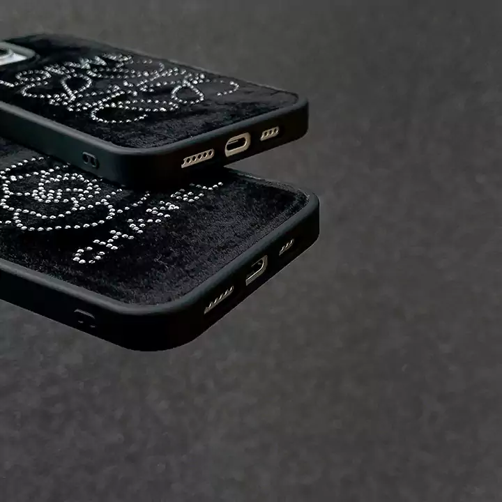 chanel iphone15 pro携帯ケースくて滑らかな