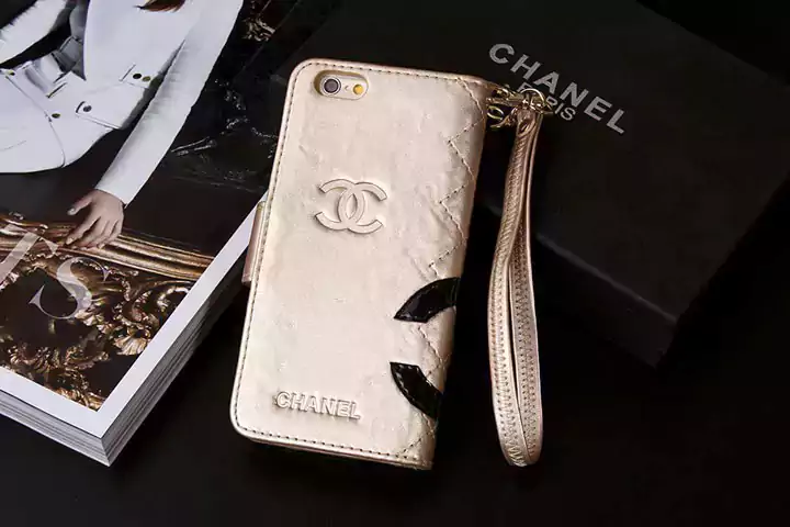 chanel iphone15ケースカード入れ