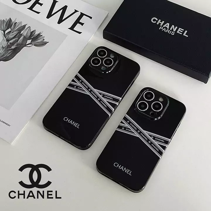 chanel iphone15 proソフトシェル