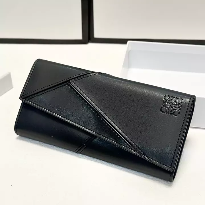 Loewe 長財布 大容量